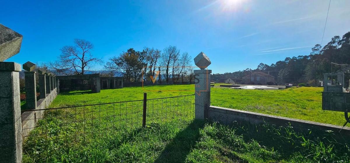Terreno en venta en Tui, Pontevedra photo 4