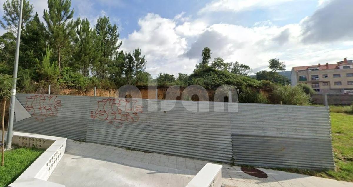 Działka na sprzedaż w O Rosal, Pontevedra photo 5