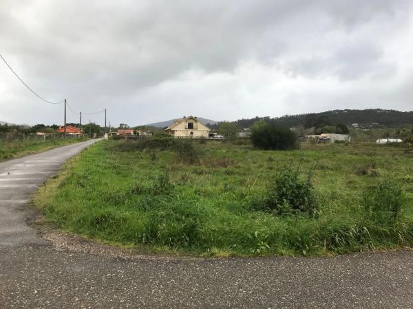 Terreno en travesía 1ª Pasadoiro s/n thumbnail 1
