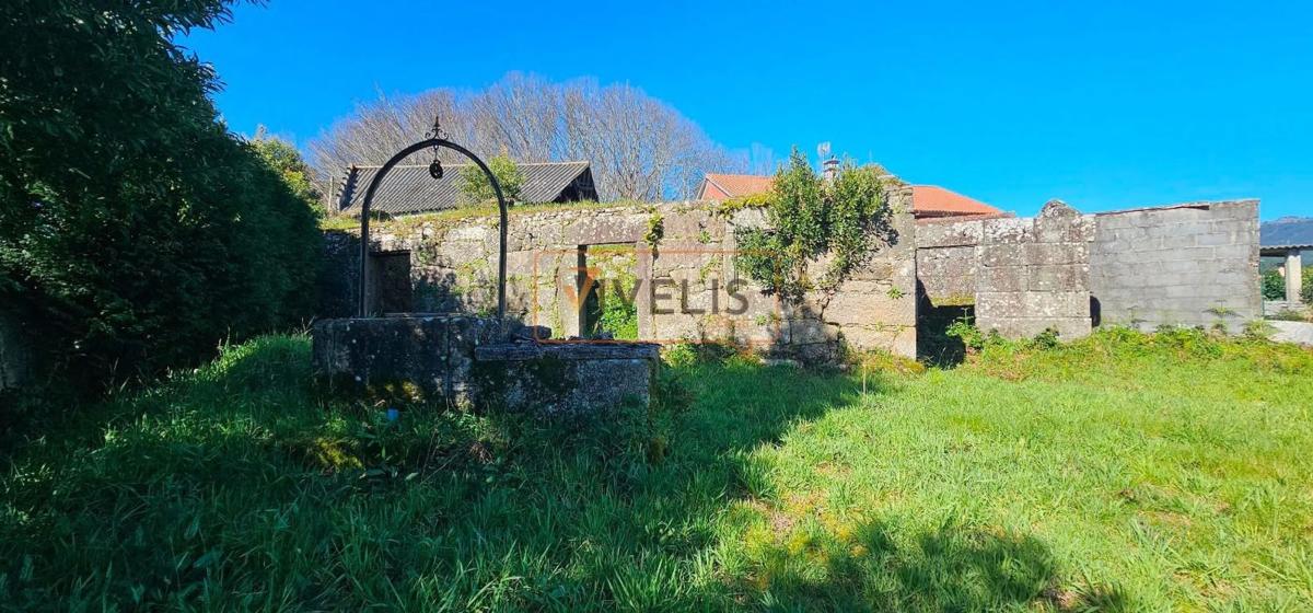 Land for sale in Tui, Pontevedra photo 2