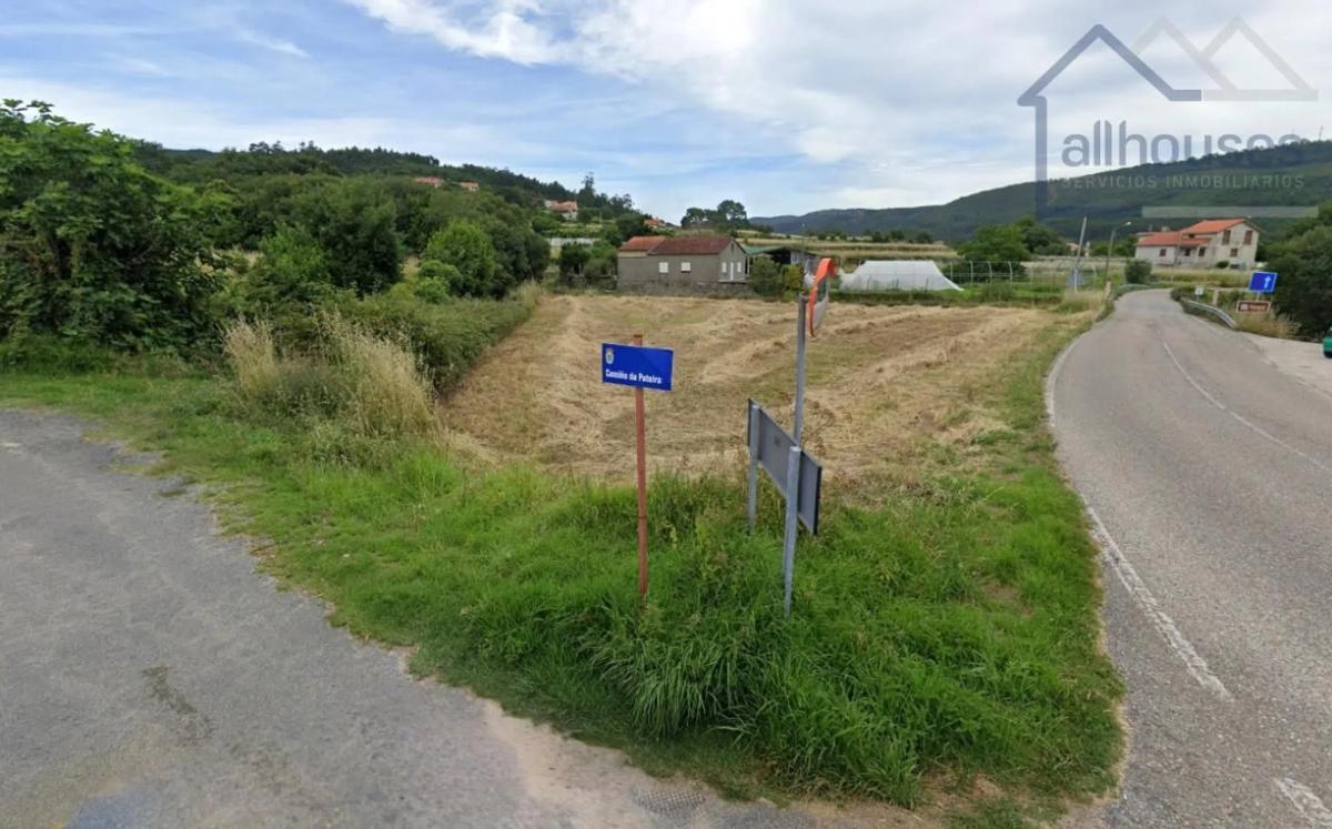 Land for sale in The Rosal, Pontevedra photo 1