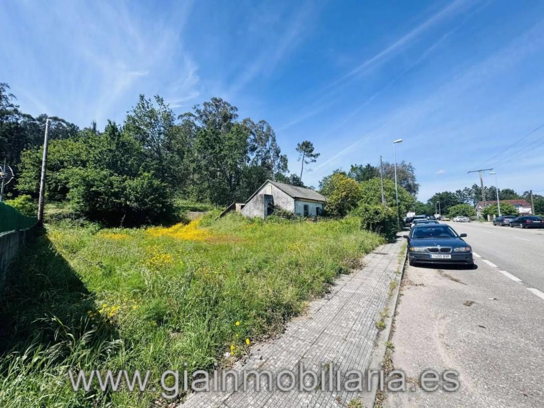 Terreno en venta en Tui, Pontevedra photo 2