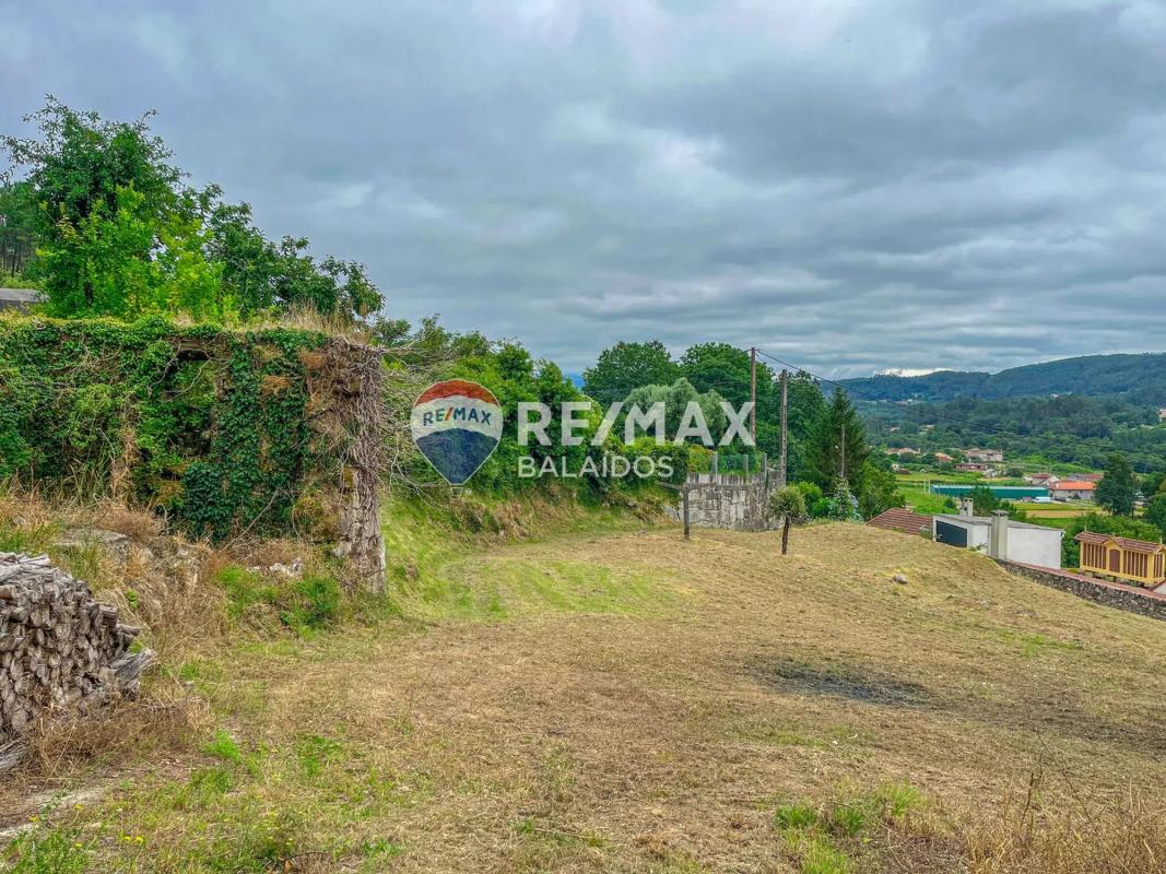 Land for sale in Tomiño, Pontevedra photo 5