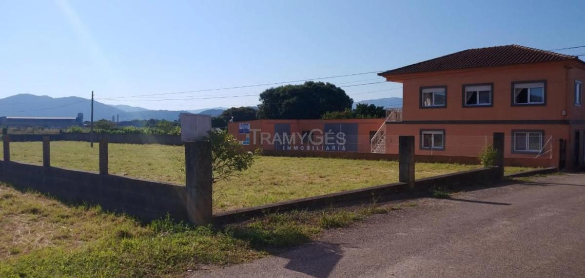 Land for sale in Tomiño, Pontevedra photo 2