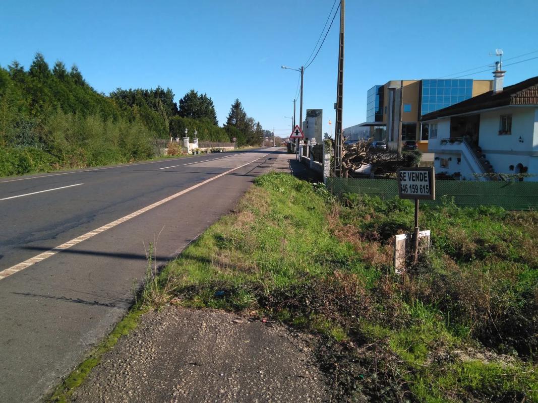 Land for sale in Tomiño, Pontevedra photo 1