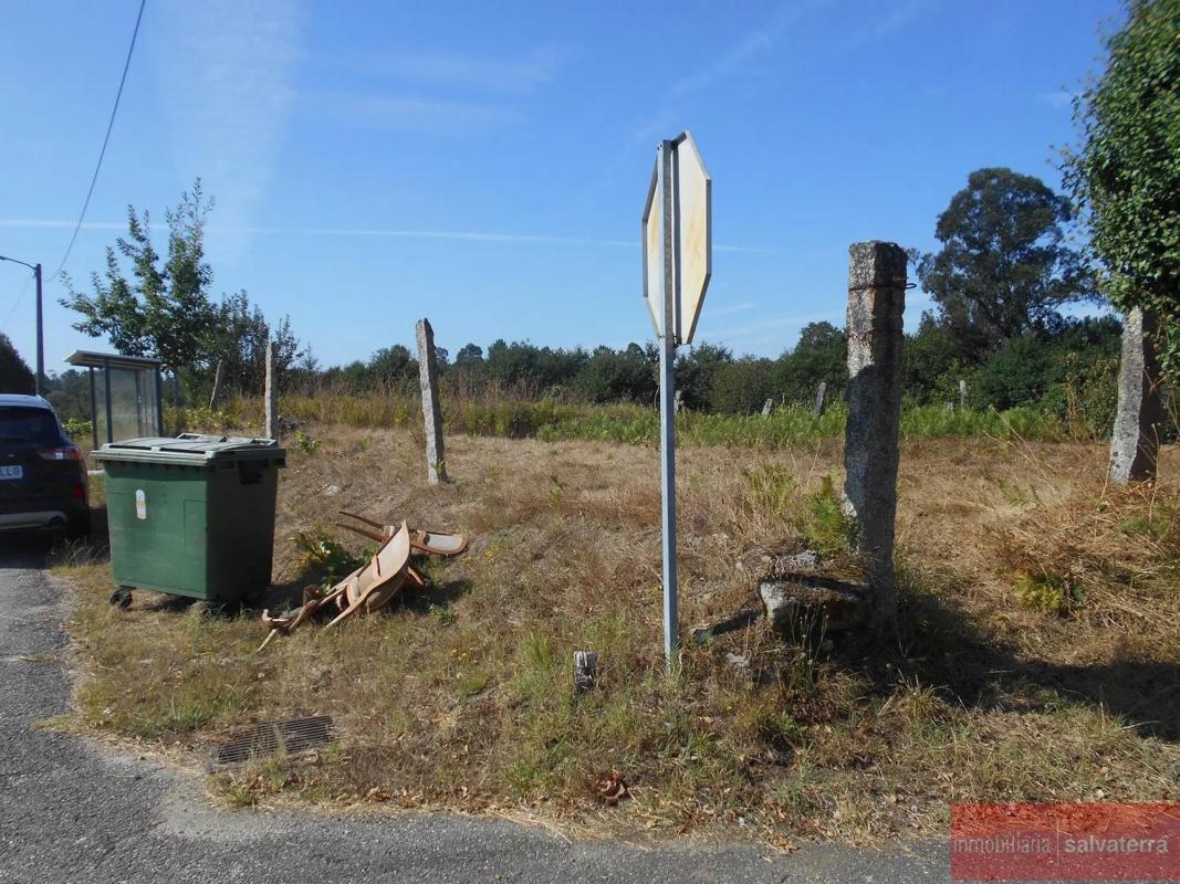 Terreno en venta en Salvaterra de Miño, Pontevedra photo 2