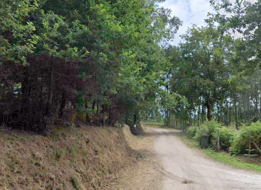 Terreno en venta en Salvaterra de Miño, Pontevedra photo 1