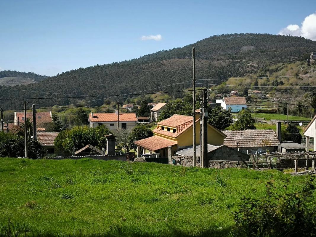 Land for sale in Mondariz, Pontevedra photo 5