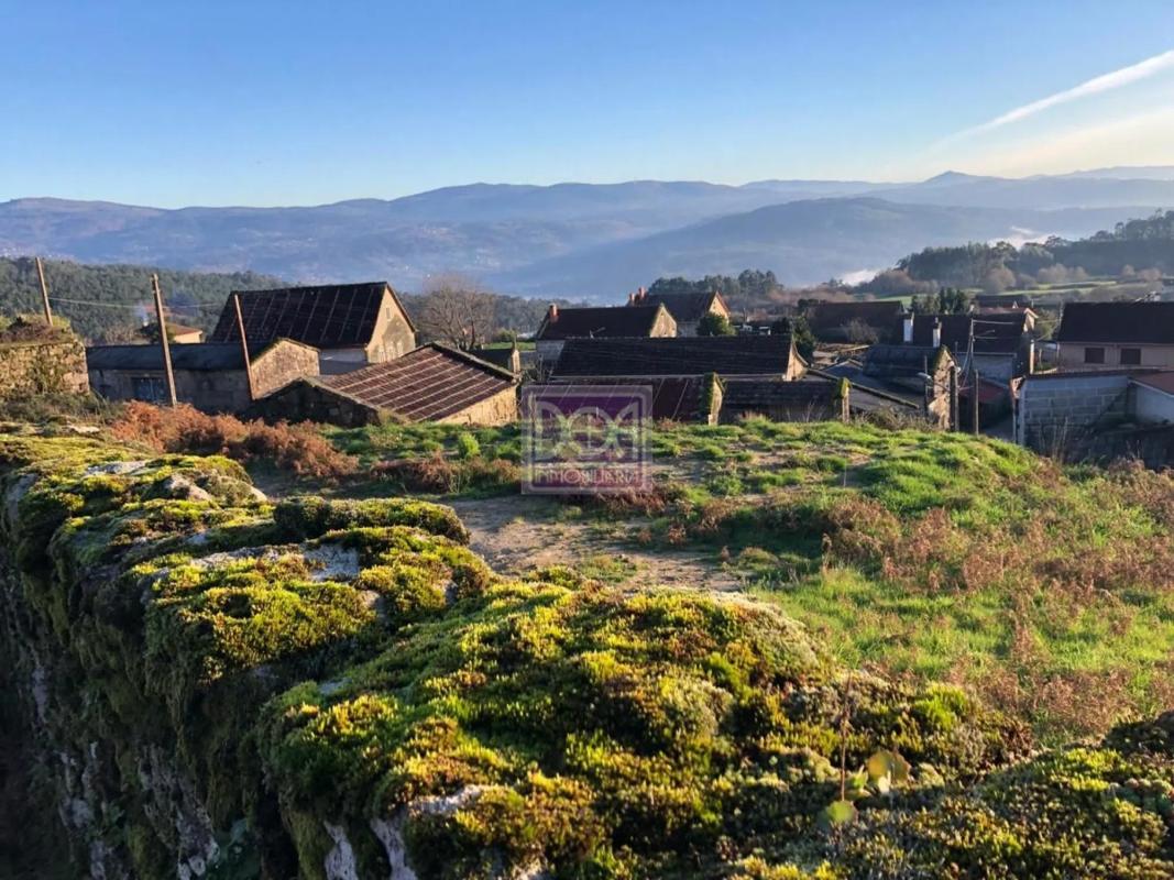 Land for sale in Mondariz, Pontevedra photo 5