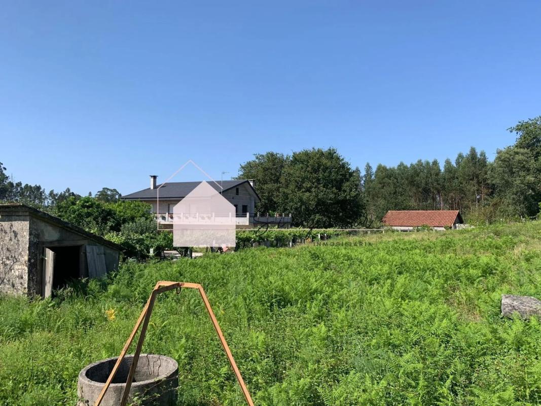 Land for sale in Mondariz, Pontevedra photo 2