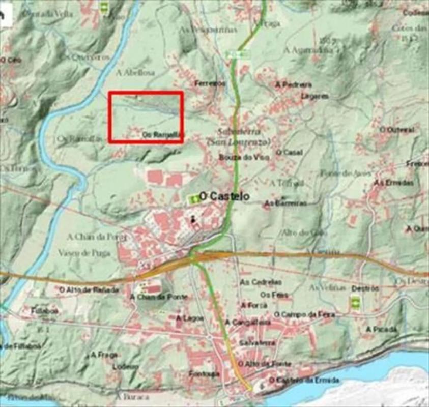 Terreno en venta en Salvaterra de Miño, Pontevedra photo 1