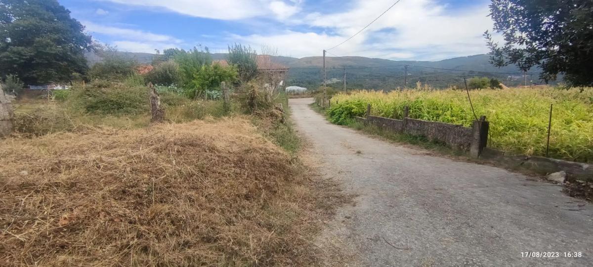 Działka na sprzedaż w O Covelo, Pontevedra photo 2