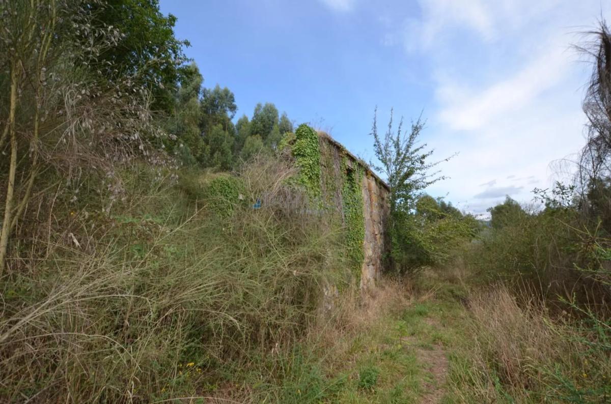 Terreno en venta en Arbo, Pontevedra photo 2