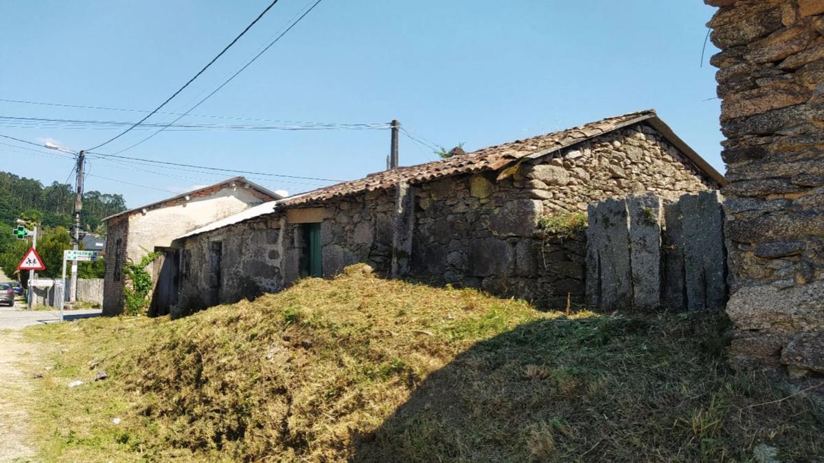 Terreno en venta en Salvaterra de Miño, Pontevedra photo 1