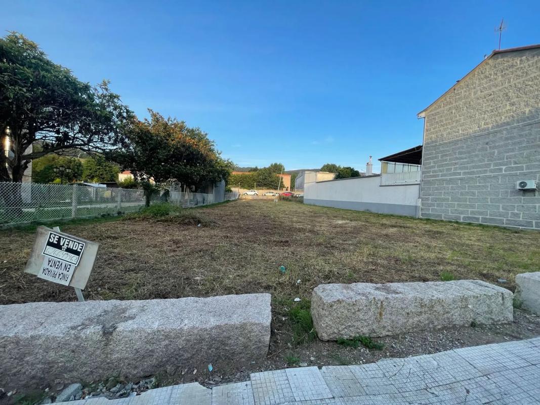 Terreno en venta en Cuntis, Pontevedra photo 2