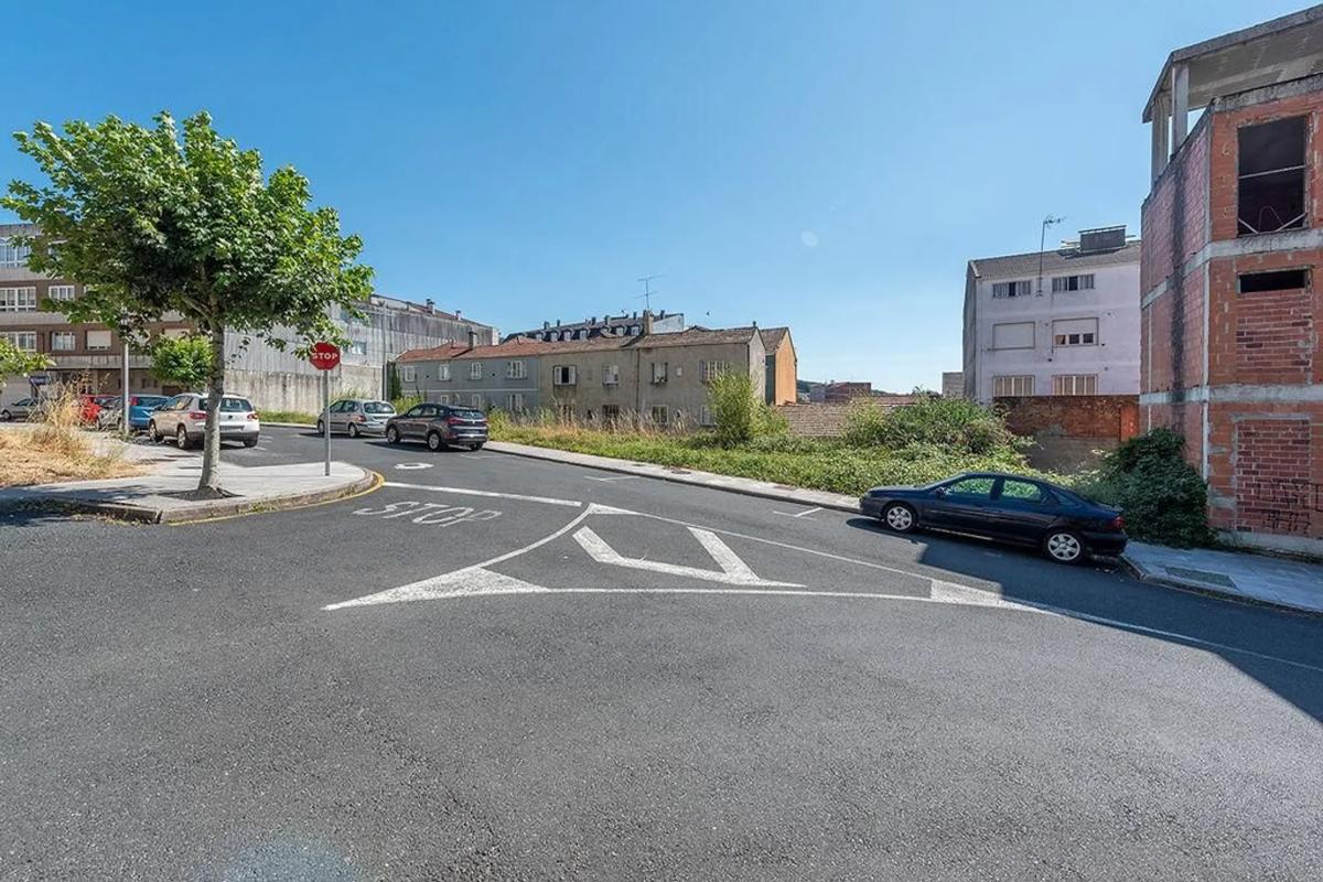 Land for sale in Lalin, Pontevedra photo 2