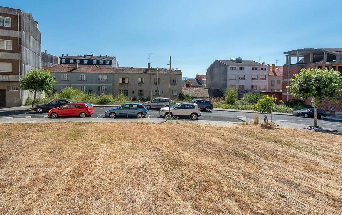 Land for sale in Lalin, Pontevedra photo 4