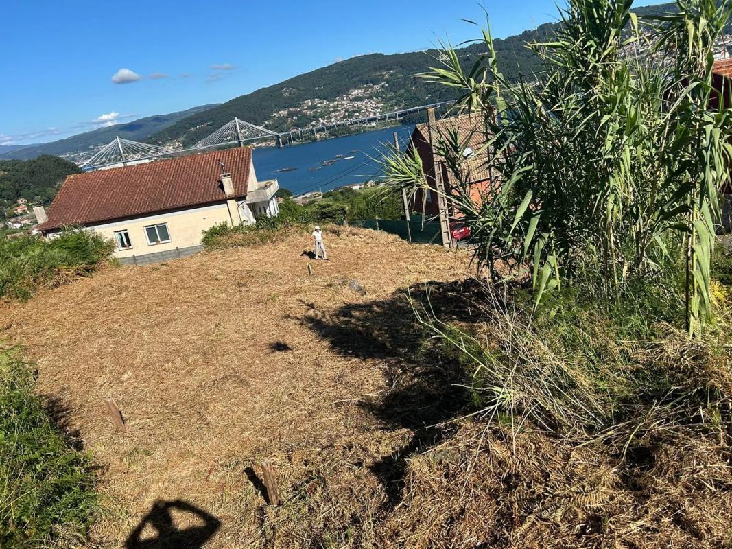 Działka na sprzedaż w Moaña, Pontevedra photo 5