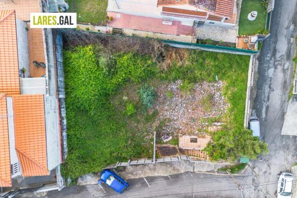Terreno en calle Paraiso photo 1