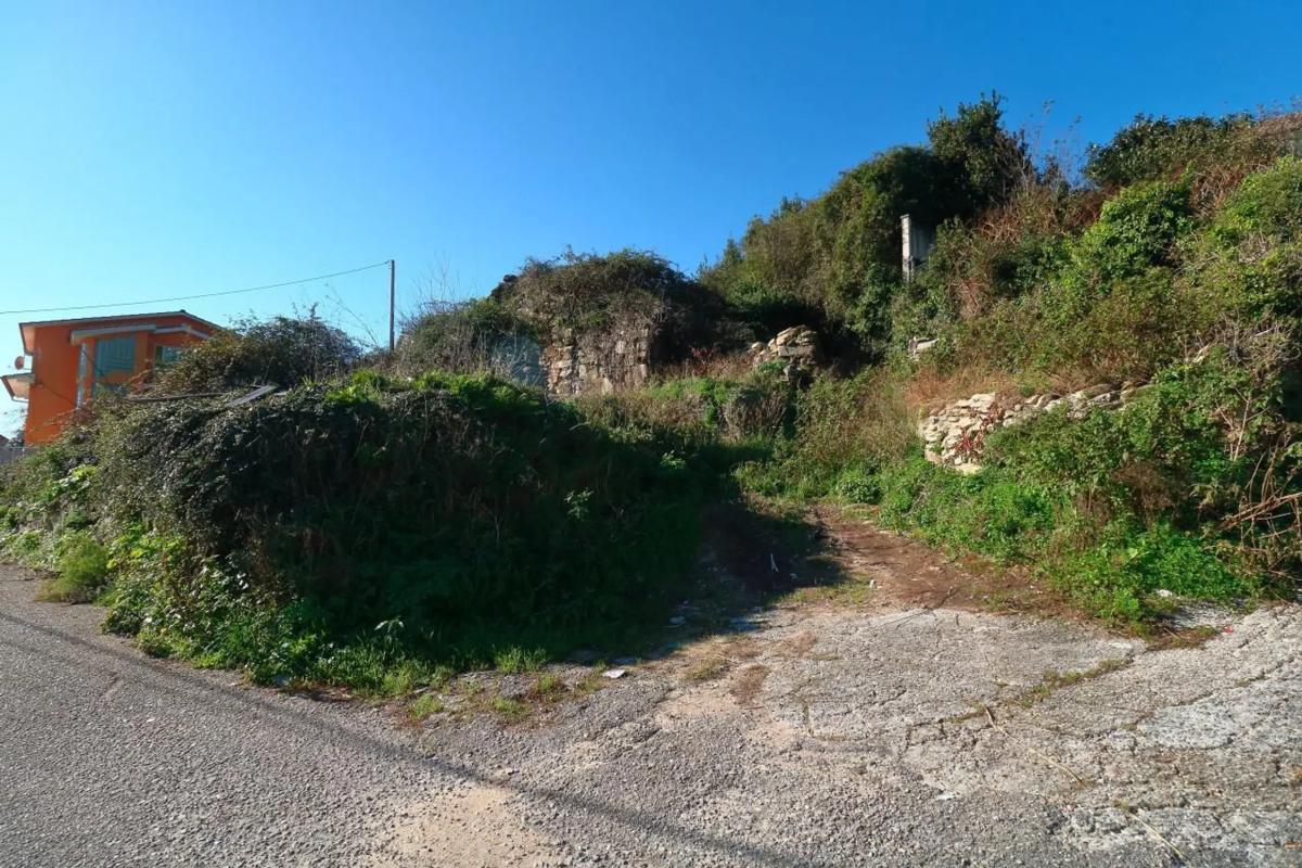 Działka na sprzedaż w Moaña, Pontevedra photo 5