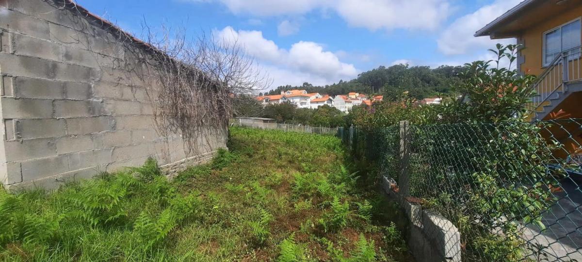 Land for sale in Moaña, Pontevedra photo 1