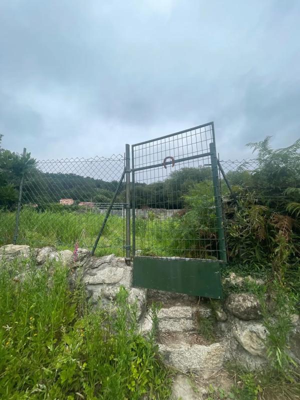 Land for sale in Moaña, Pontevedra photo 1