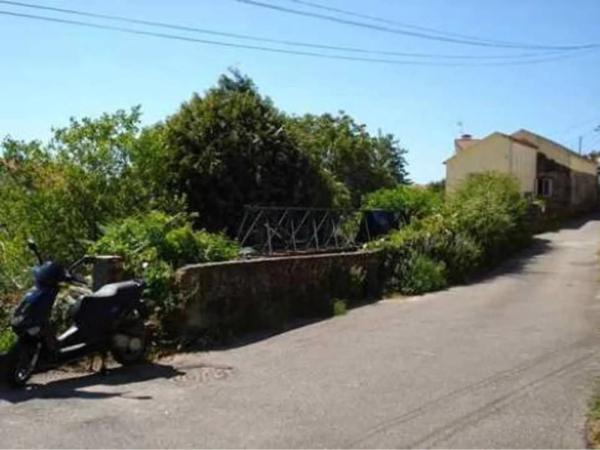 Terreno en calle Cimadevila thumbnail 2