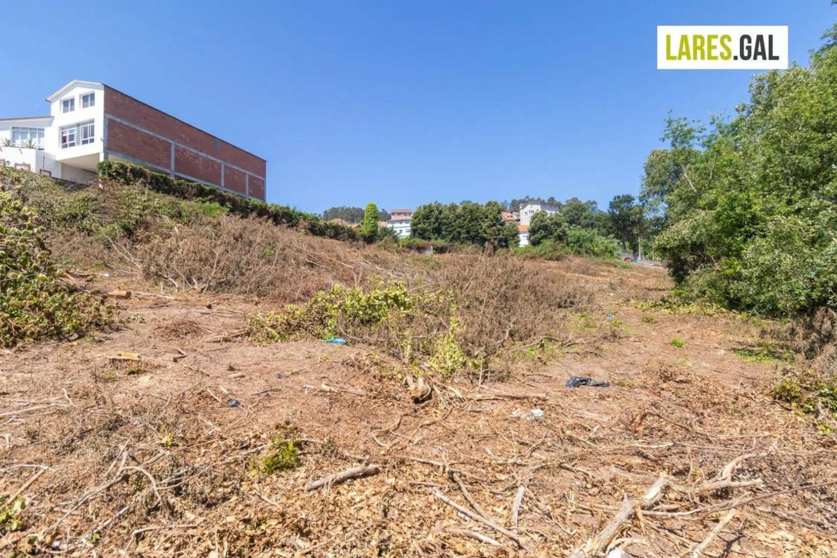 Land for sale in Moaña, Pontevedra photo 2