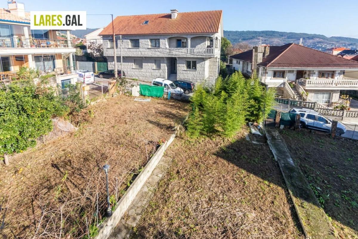 Terreno en venta en Moaña, Pontevedra photo 1