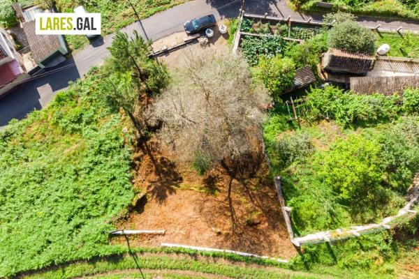 Terreno en calle Chamiceira photo 3