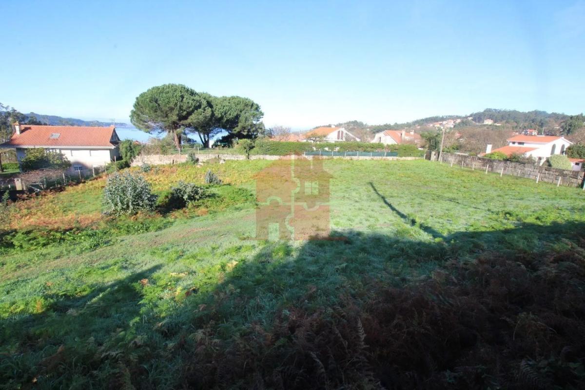 Terreno en venta en Cangas, Pontevedra photo 1