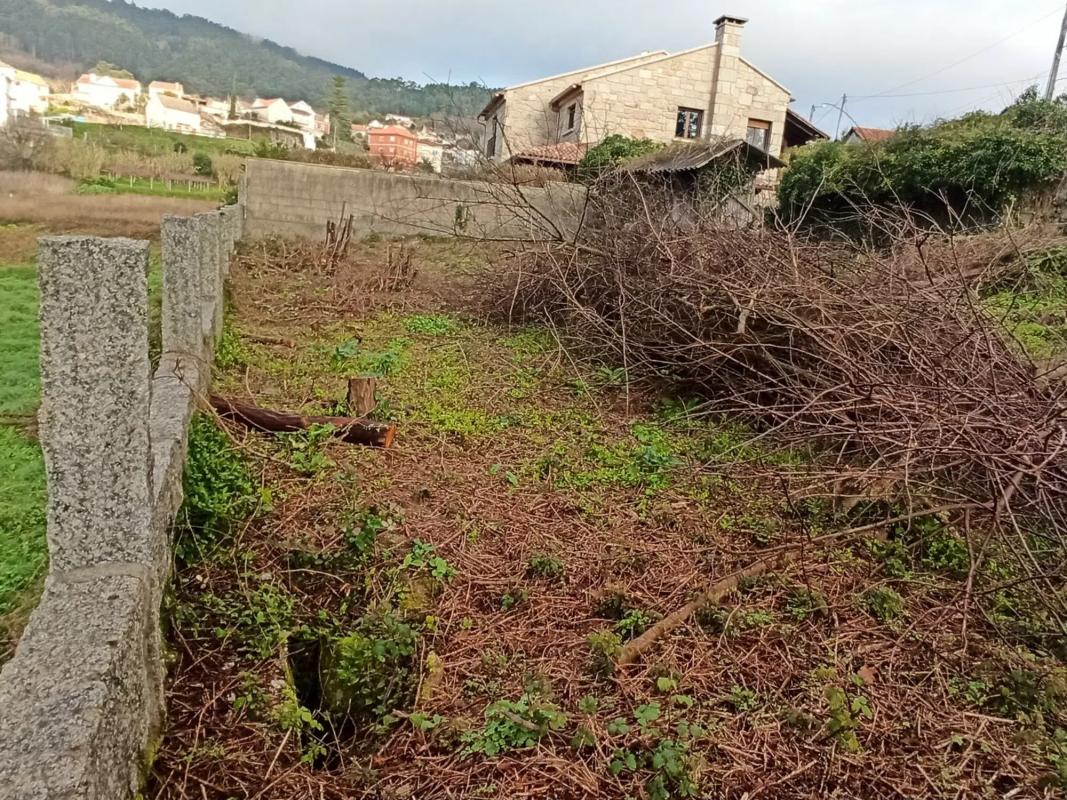 Land for sale in Moaña, Pontevedra photo 3