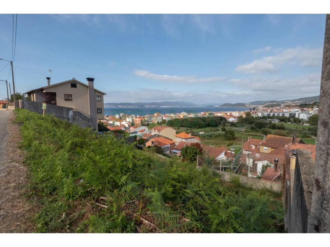 Terreno en venta en Bueu, Pontevedra photo 3