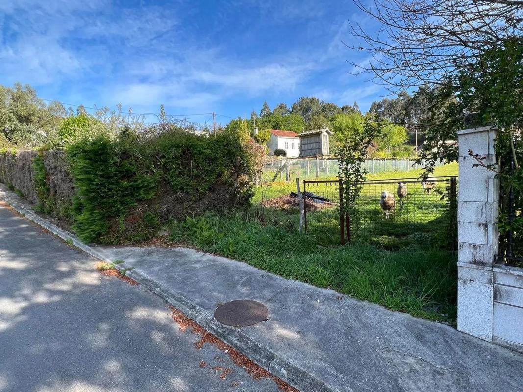 Land for sale in Portas, Pontevedra photo 1