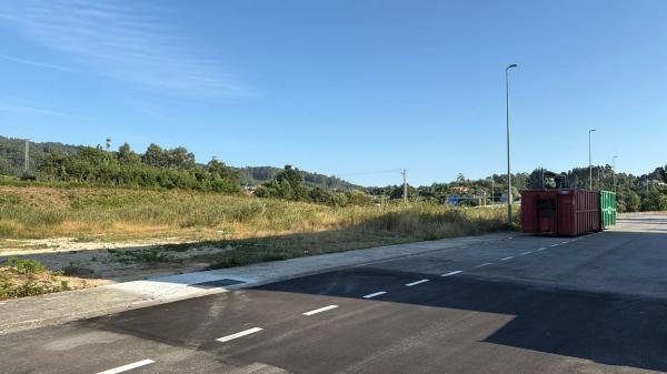 Terreno en Parque Empresarial de Nantes, 3 Calle thumbnail 1
