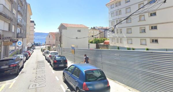 Terreno en calle de Panadeira thumbnail 2