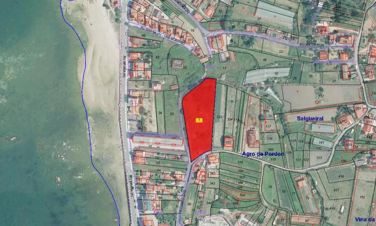 Terreno en venta en Vilanova de Arousa, Pontevedra photo 2
