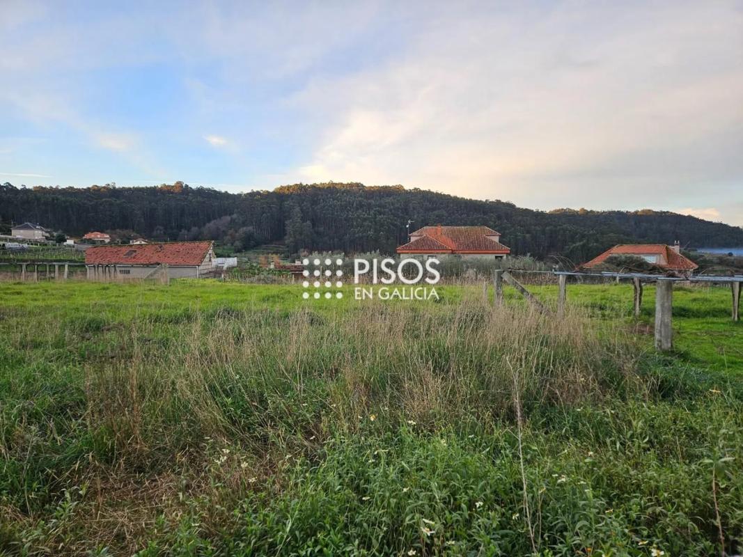 Terreno en venta en Meaño, Pontevedra photo 1