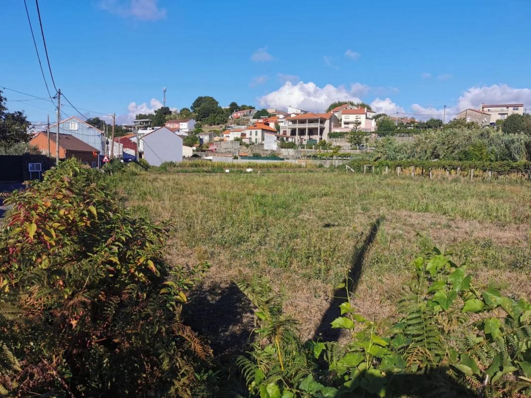 Terreno en venta en Vilagarcía de Arousa, Pontevedra photo 1