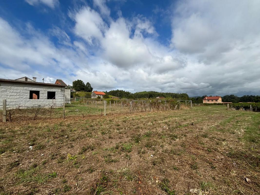Land for sale in Meis, Pontevedra photo 3