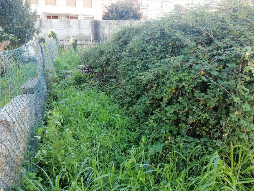 Terreno en venta en Vilagarcía de Arousa, Pontevedra photo 3