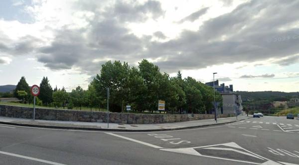 Terreno en Noalla photo 2