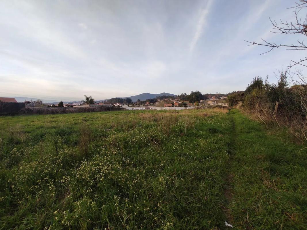 Terreno en venta en Vilagarcía de Arousa, Pontevedra photo 2
