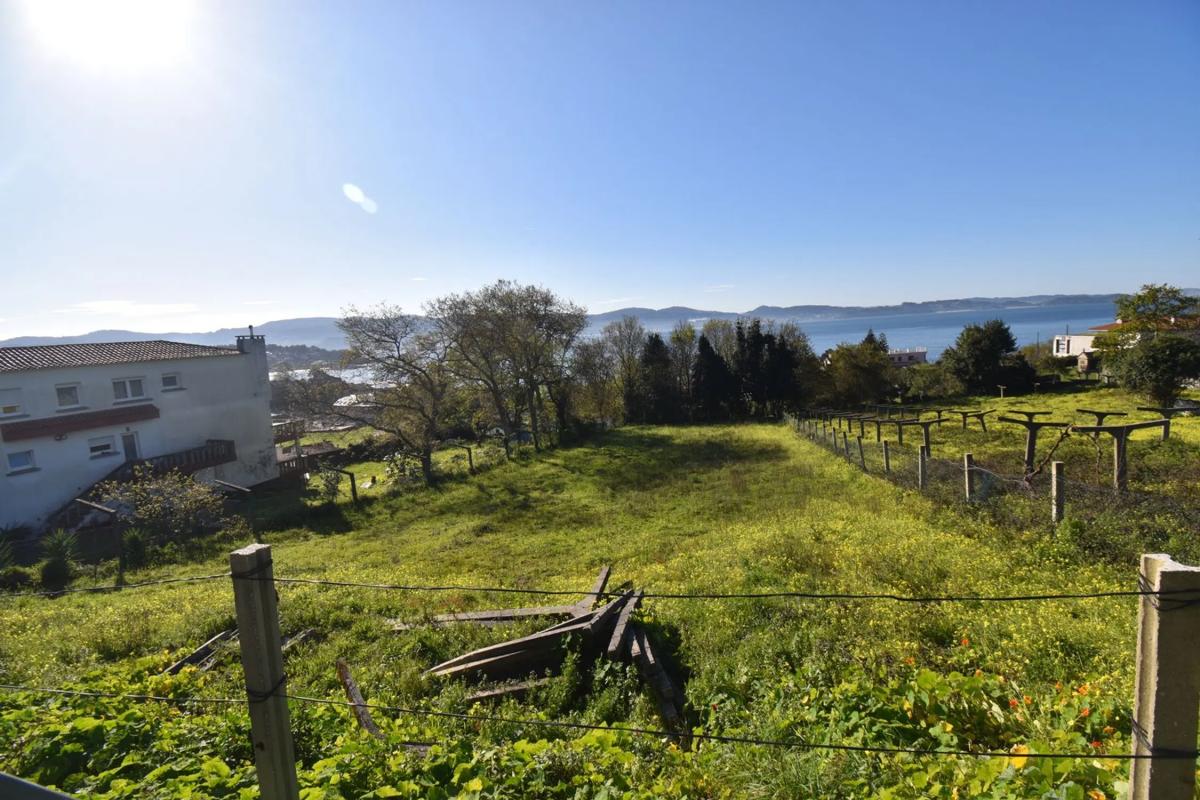 Land for sale in Sanxenxo, Pontevedra photo 3