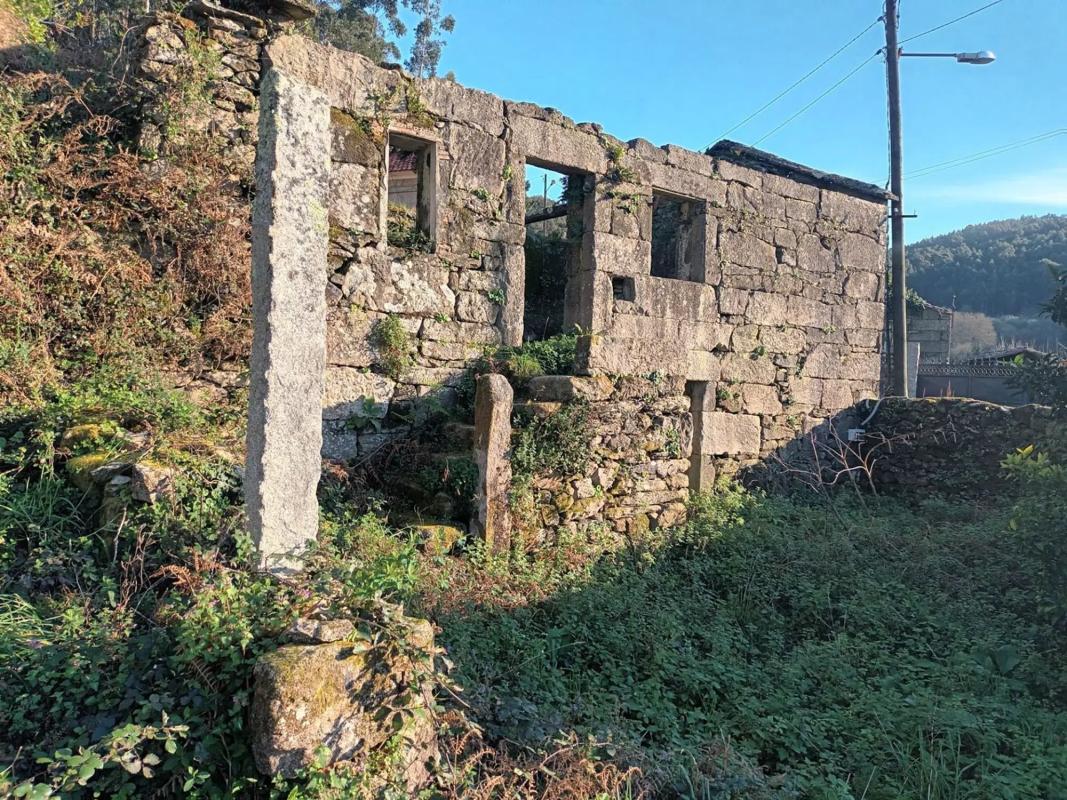 Land for sale in Meis, Pontevedra photo 3