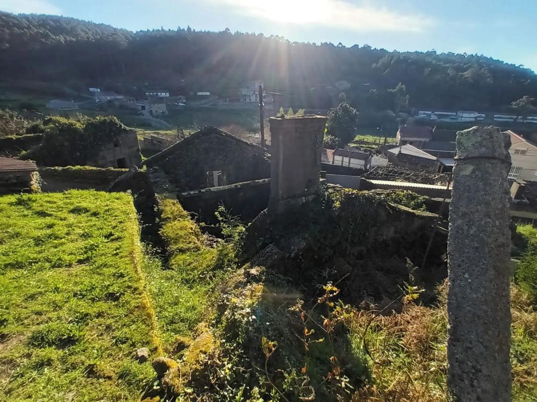 Land for sale in Meis, Pontevedra photo 5