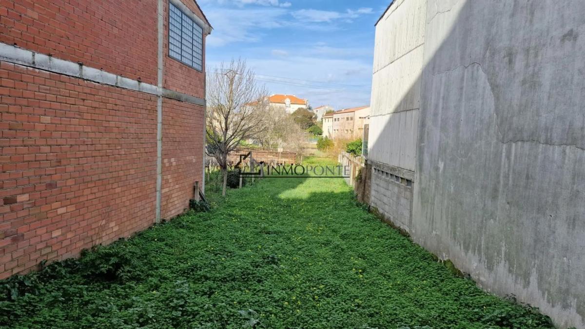Terreno en venta en Cambados, Pontevedra photo 1