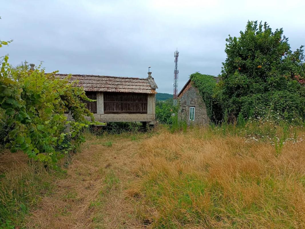 Land for sale in Sanxenxo, Pontevedra photo 2