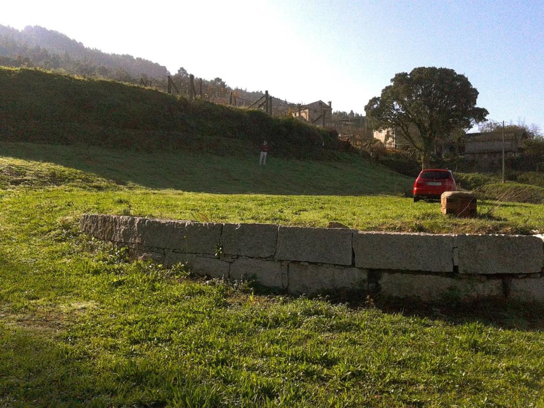 Land for sale in Meis, Pontevedra photo 1