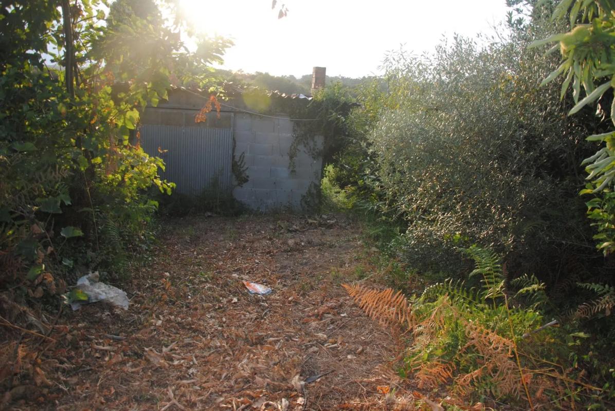 Land for sale in Meaño, Pontevedra photo 3